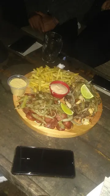 Batelão Porções e Lanches