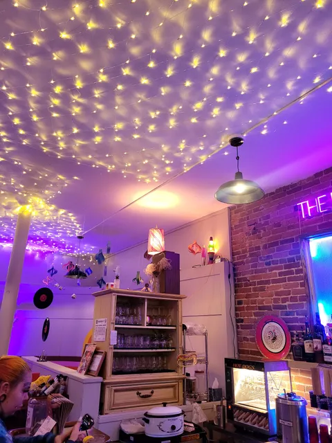 The Darlene Lounge by Modern Methods Brewing Co