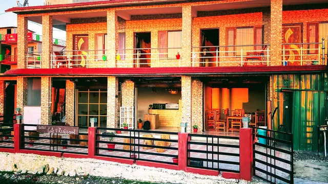 कुमाऊँ Gud Chaha Cafe and Homestay