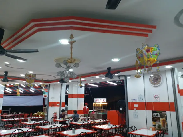 RESTORAN D CHETTYS BRIYANY & SPICES