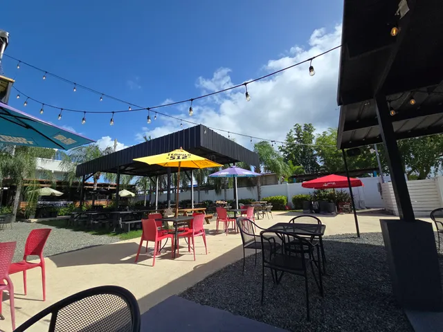 Hamburguesería La Local Dorado