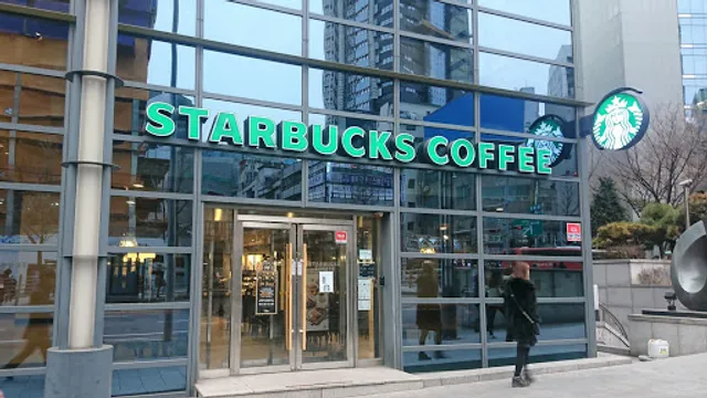 Starbucks Sungnyemun