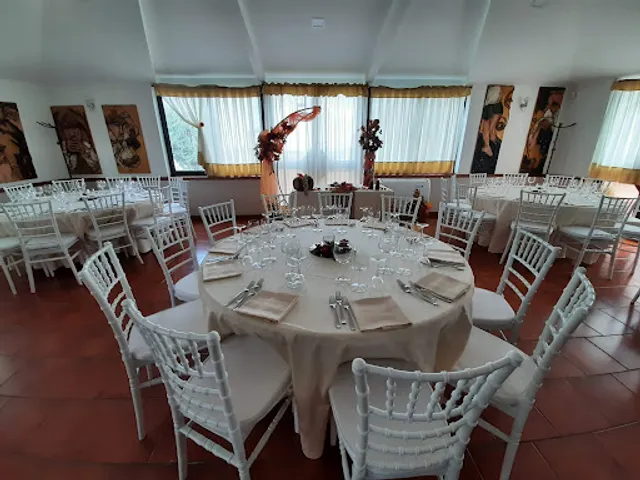 Complesso Turistico Latorraca - Ristorante Pizzeria B&B Pasticceria Bar Piscina