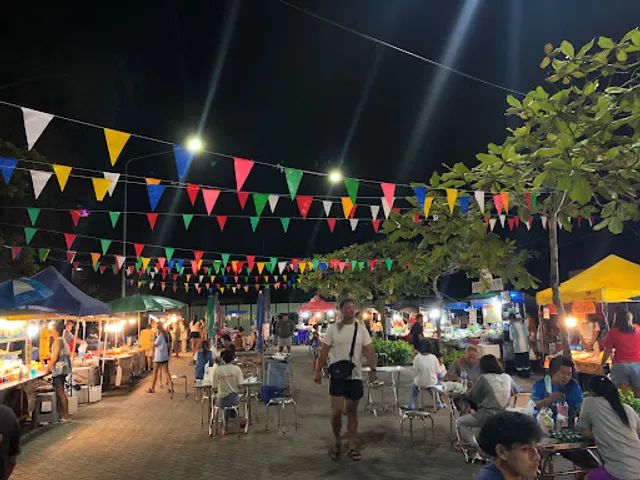 Nathon Night Food Market