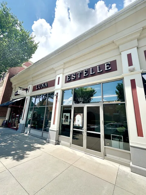 Luna Estelle Body Piercing