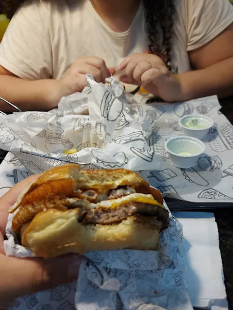 Mr. Burguer SteakHouse LTDA