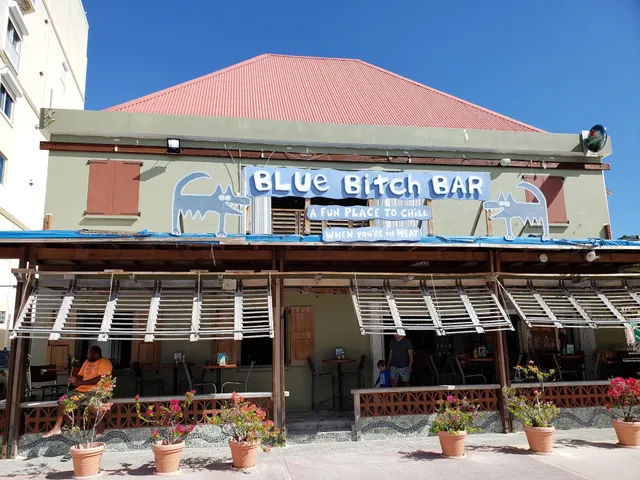 Taloula Mango’s / Blue Bitch Bar