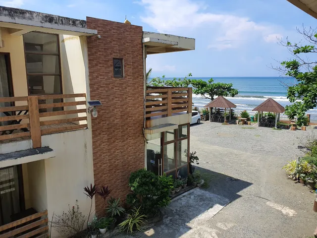 S.M.A.R.T. Beach House