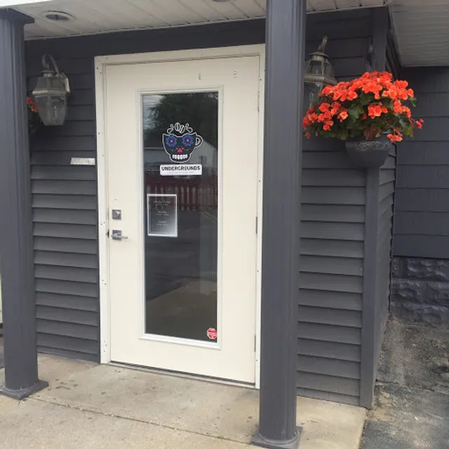 Undergrounds Coffee House and Roastery