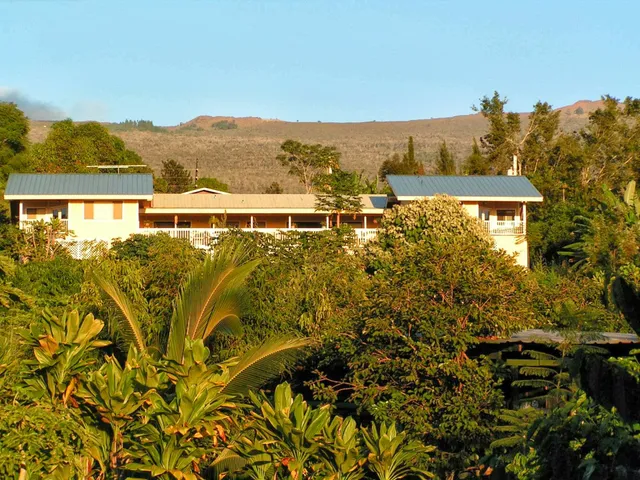 Hale Hualālai Bed & Breakfast