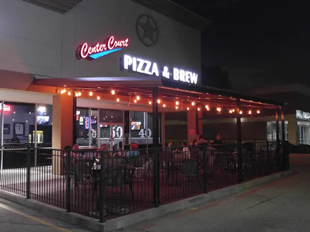 Center Court Pizza & Brew