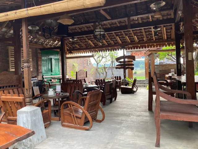 Warung Tengah Sawah Cak Suga 2