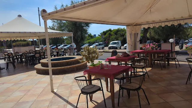 RistoBar Snack Cafe Gelateria Papillo N115