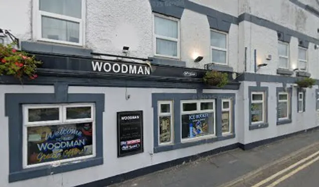 Woodman Inn