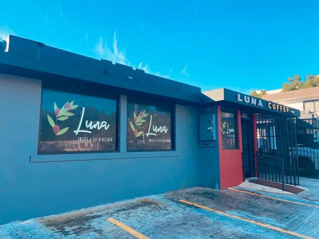 Luna Coffee & Latin Kitchen
