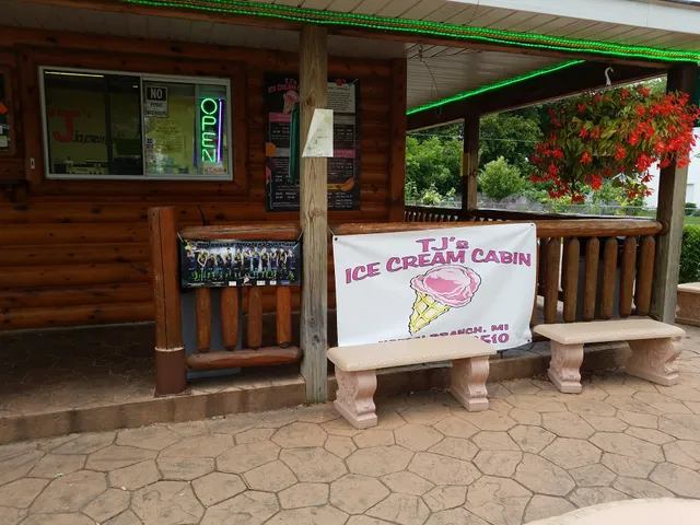 TJ's Ice Cream Cabin