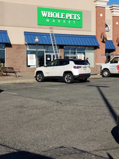Whole Pets Market