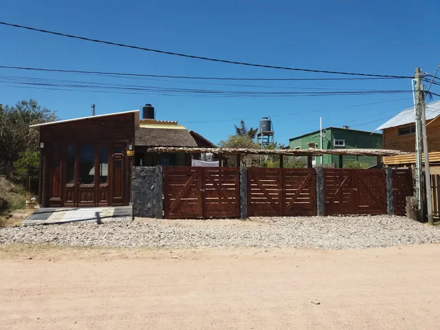 Cabaña Punta Del Diablo (Eva)