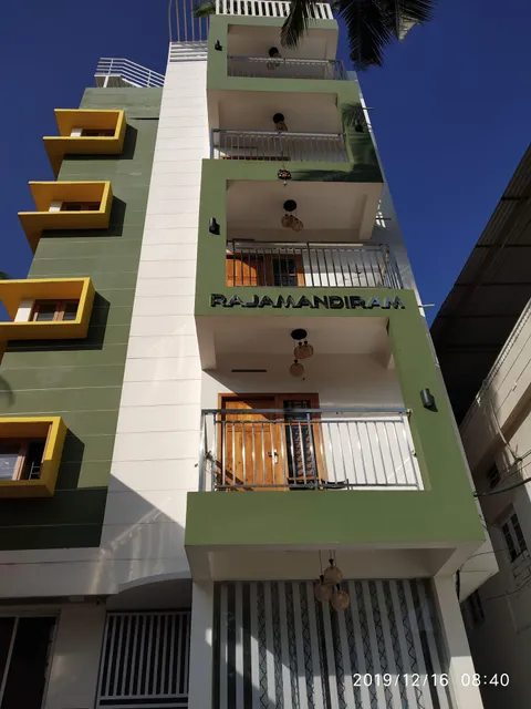 OYO Home 30336 Modern Contemporary 3 BHK