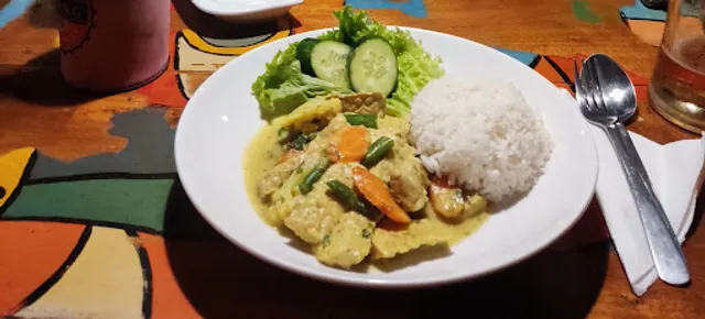 Friends Bar & Restaurant