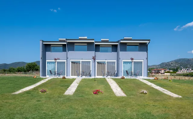 Campania Loft Apartments Sikia