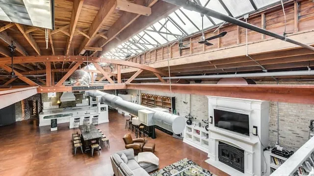 Loft606