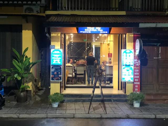 Motor City Detroit-Style pizza Hoi An