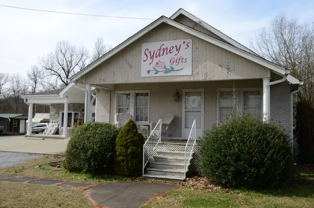 Sydney's Gifts & Florist