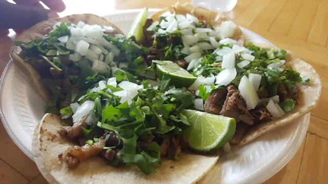 Los molcajetes taco place