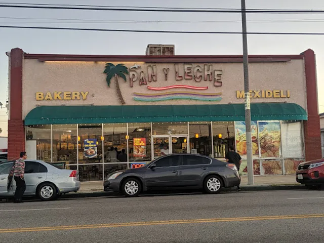 Pan Y Leche Bakery & Cafe