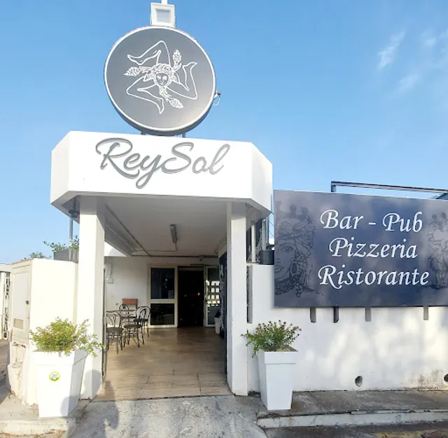 Reysol Disco Pub