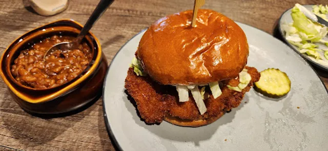 Wolfies Grill — Pendleton