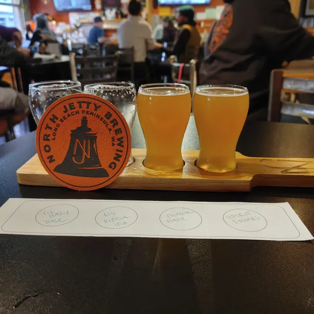 North Jetty Brewing and Cocktail Lounge