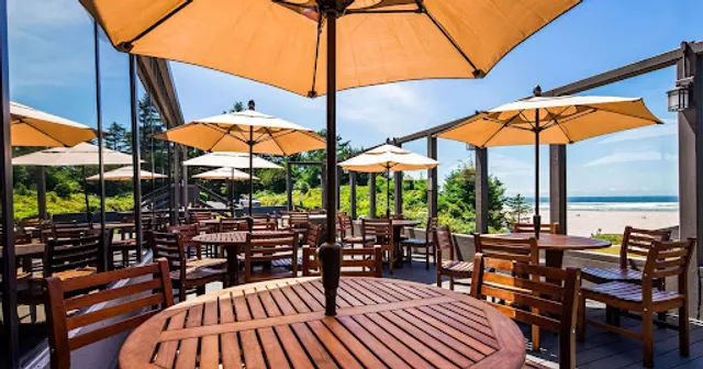 Sea Glass Bistro & Lounge