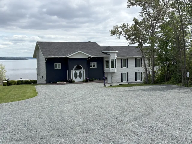 Haileybury Lakehouse