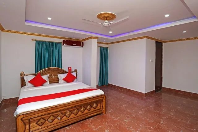 OYO Hotel Royal Blue