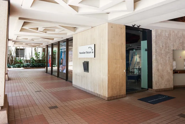 Hawaiian Telcom Retail Store – Downtown