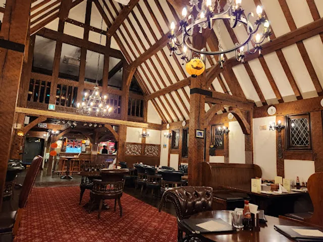 British Hills Falstaff Pub