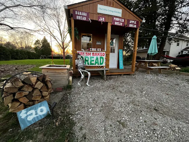 The Little Cottage Kitchen