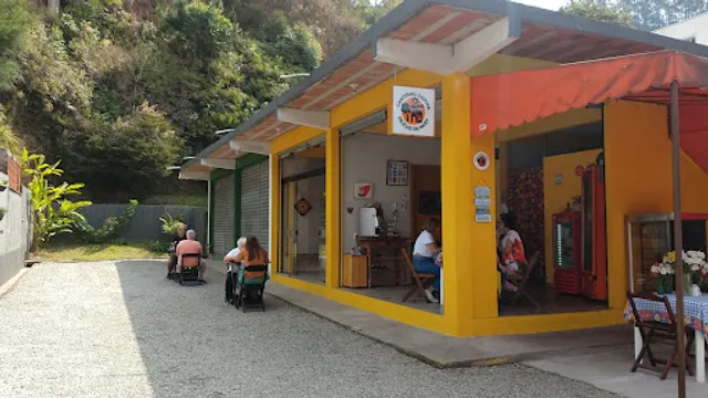 Cantinho Caipira mury