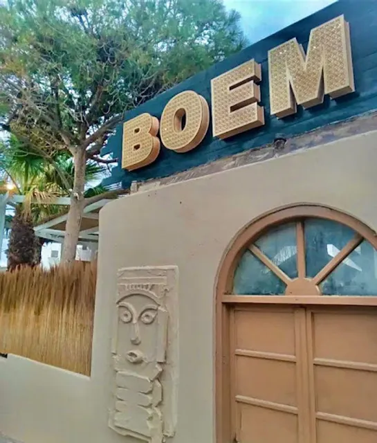 Boem Santorini Cocktail Bar