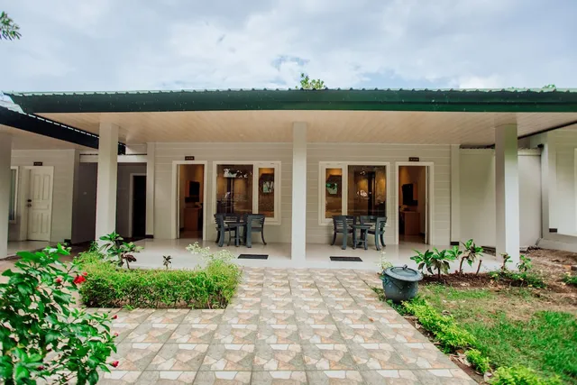 Sylvia Resort Komodo