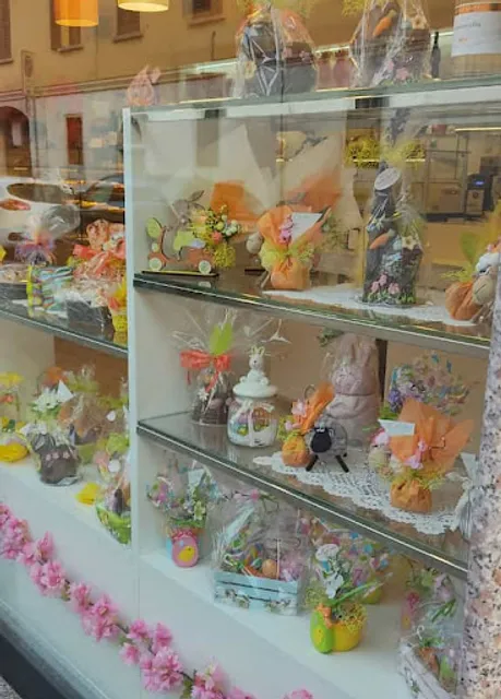 Pastry Cafeteria "SWEET LONATE"