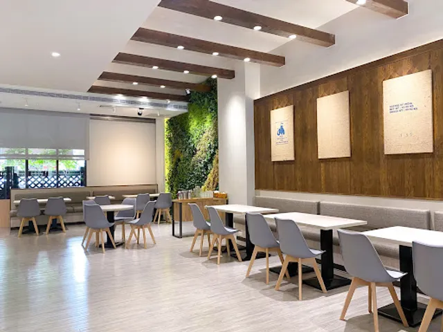 哈瓦那咖啡悅讀館