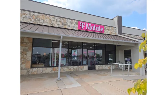 T-Mobile Authorized Retailer