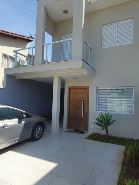 Suíte em casa de família