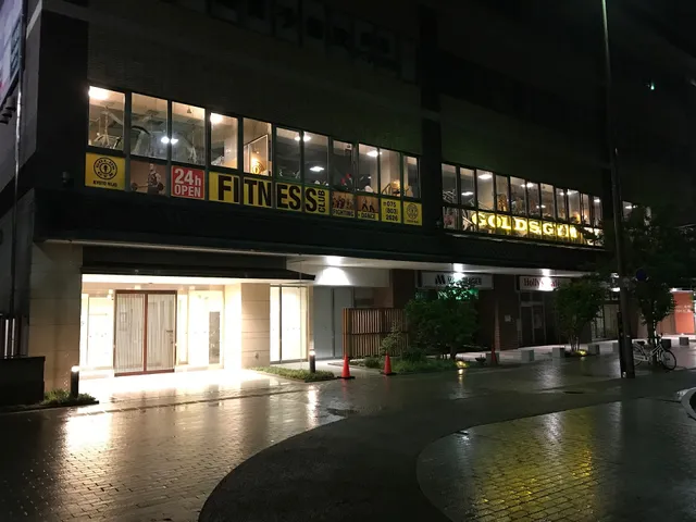 Gold's Gym Kyoto Nijo