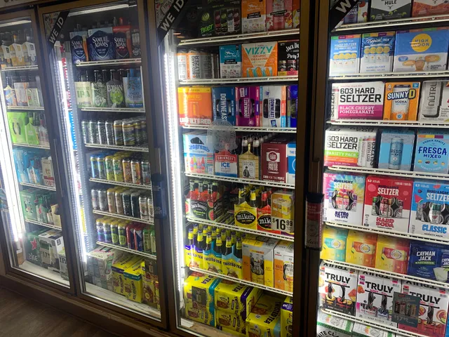 Milan Luncheonette & Variety