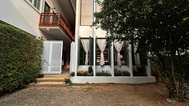 Mong Mori Boutique Hotel โรงแรมมงโมริ