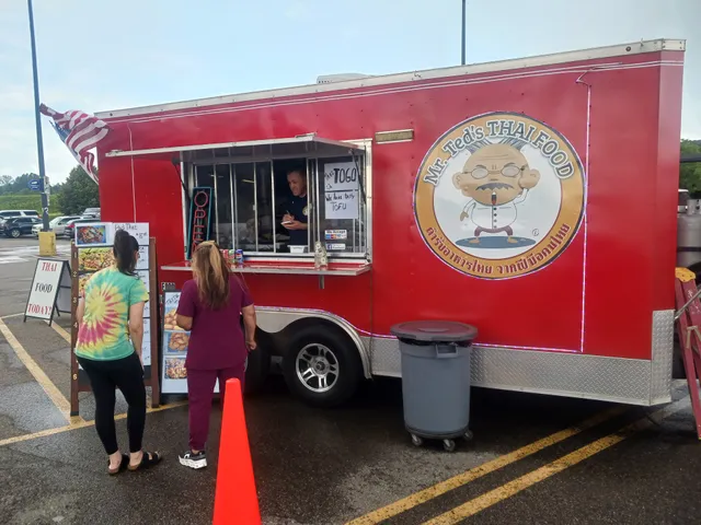 Ted's Thai Food mobile truck